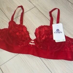 b.tempt'd 951227 Opening Act Lace Bralette Bra Sheer UW Womens 34B Red New